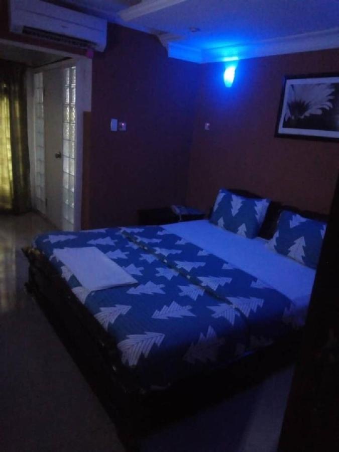 Theodawn Hotels @ Suite 29 Ikeja Exterior photo