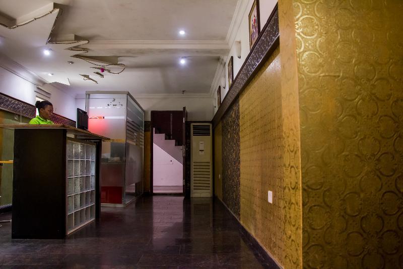 Theodawn Hotels @ Suite 29 Ikeja Exterior photo